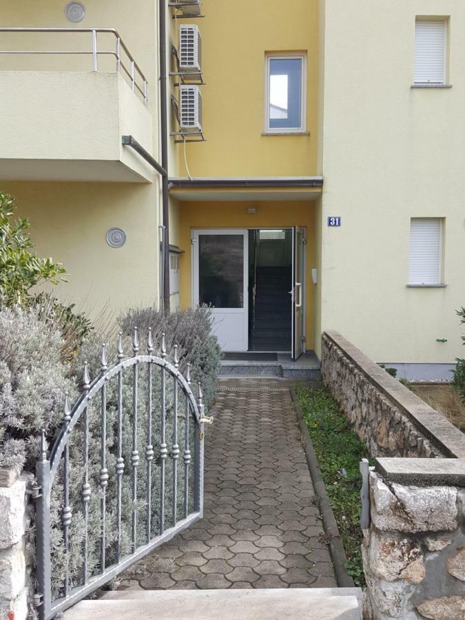 Koin Apartment *